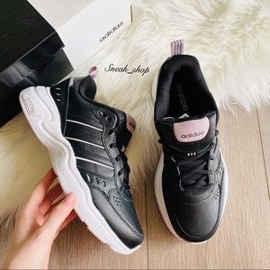 adidas strutter cross trainer